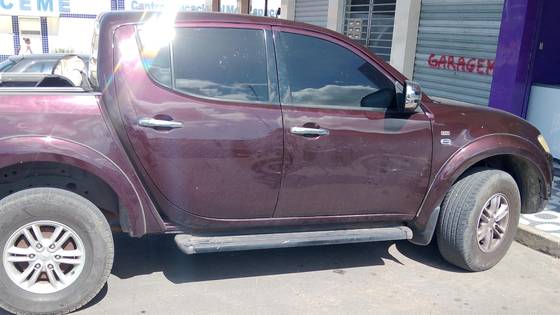 MITSUBISHI L200 TRITON 3.2 HPE 4X4 CD 16V TURBO INTERCOOLER DIESEL 4P AUTOMÁTICO